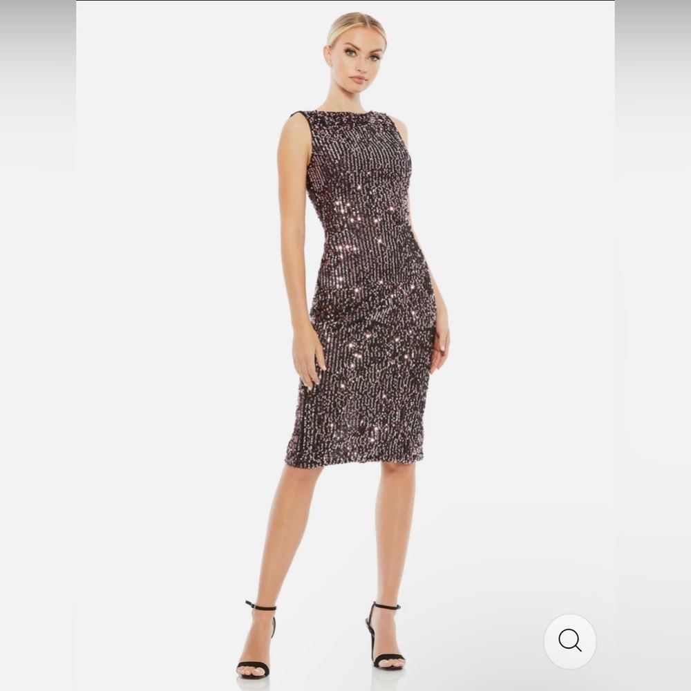 Wine colored sequin Mac Duggal dress. Size 8